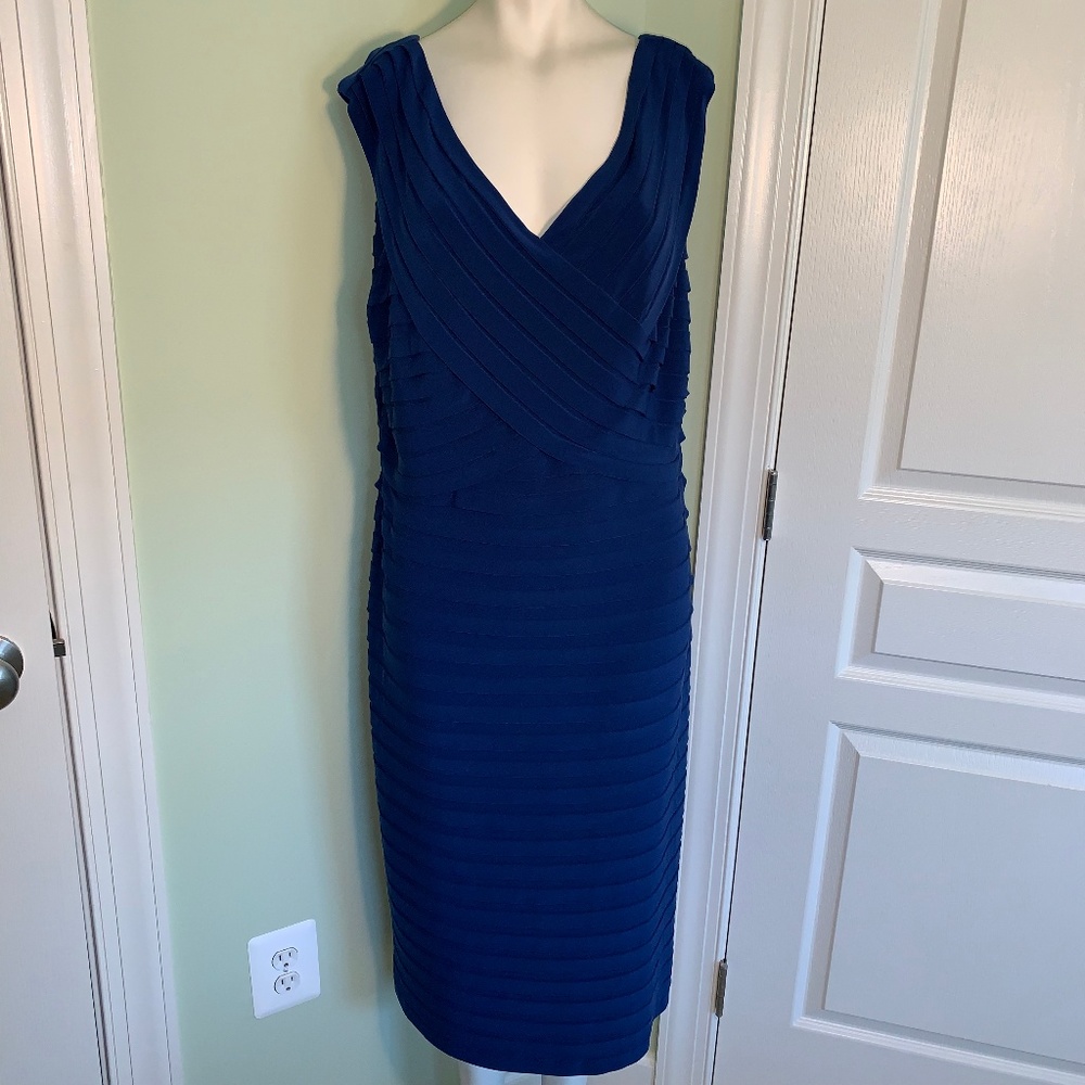 Adrianna Papell Blue Bandage Style SheathDress 20W
